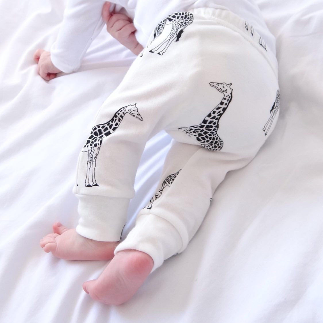 Milk Giraffe Print Child & Baby Leggings-Fred & Noah-Yes Bebe