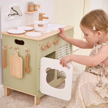 Play Kitchen Set