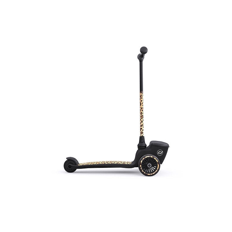 Highwaykick 2 Lifestyle Scooter with 3 Wheels - Leopard