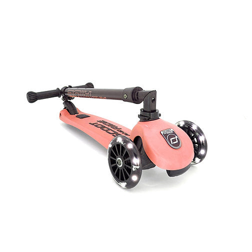 Highwaykick 3 LED Scooter - Peach