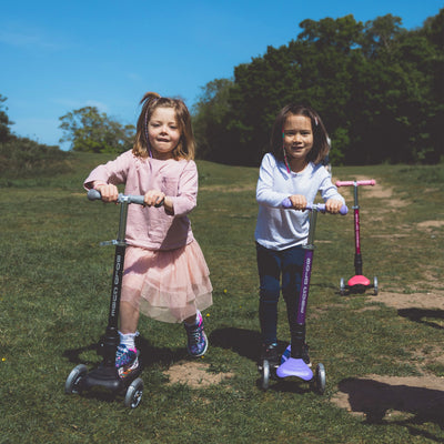 Unicorn - Teeny Fold 3 Wheel Scooter-Scooters-BOLDCUBE Scooters-Yes Bebe