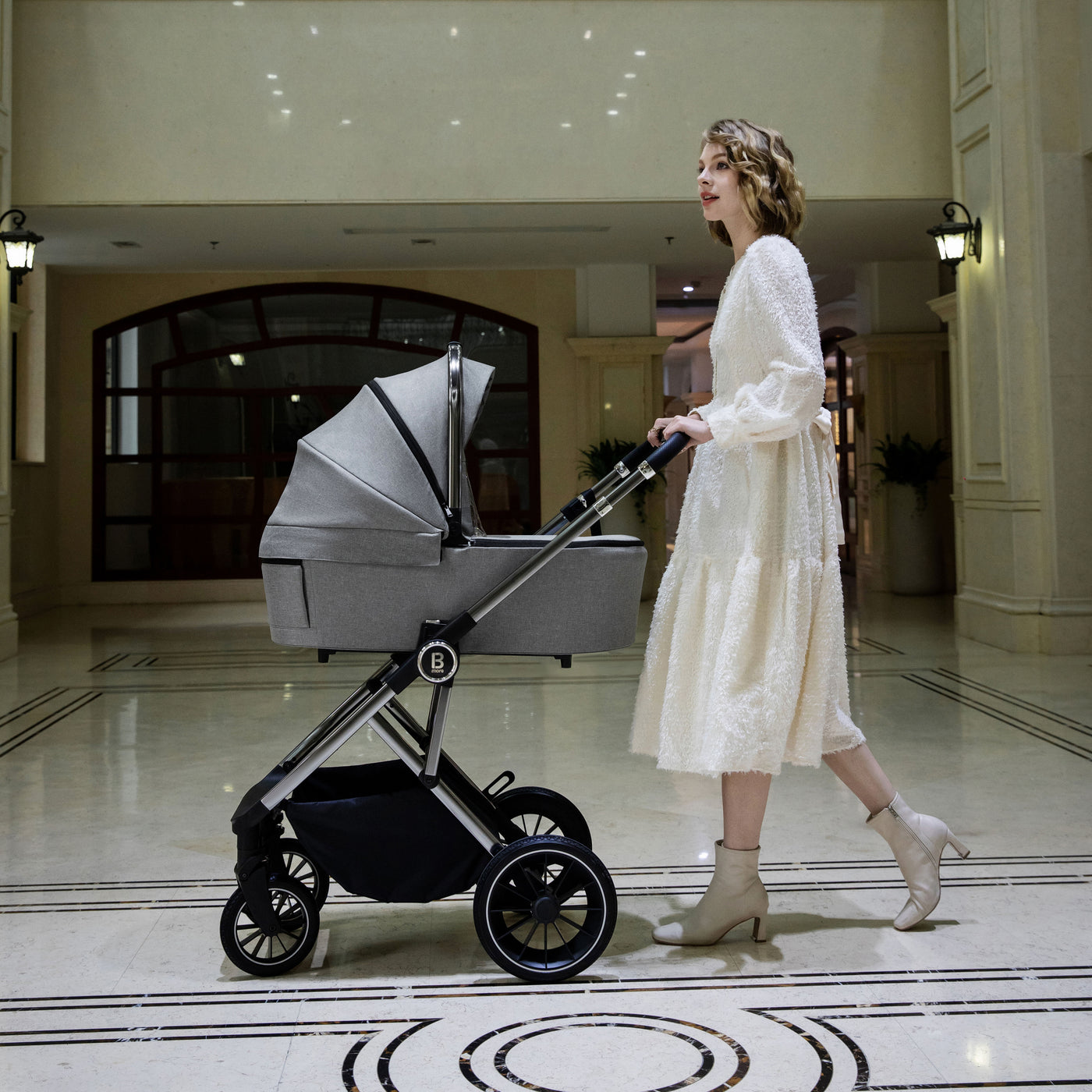 Chia Travel System Pecan with Base-Pearl Grey