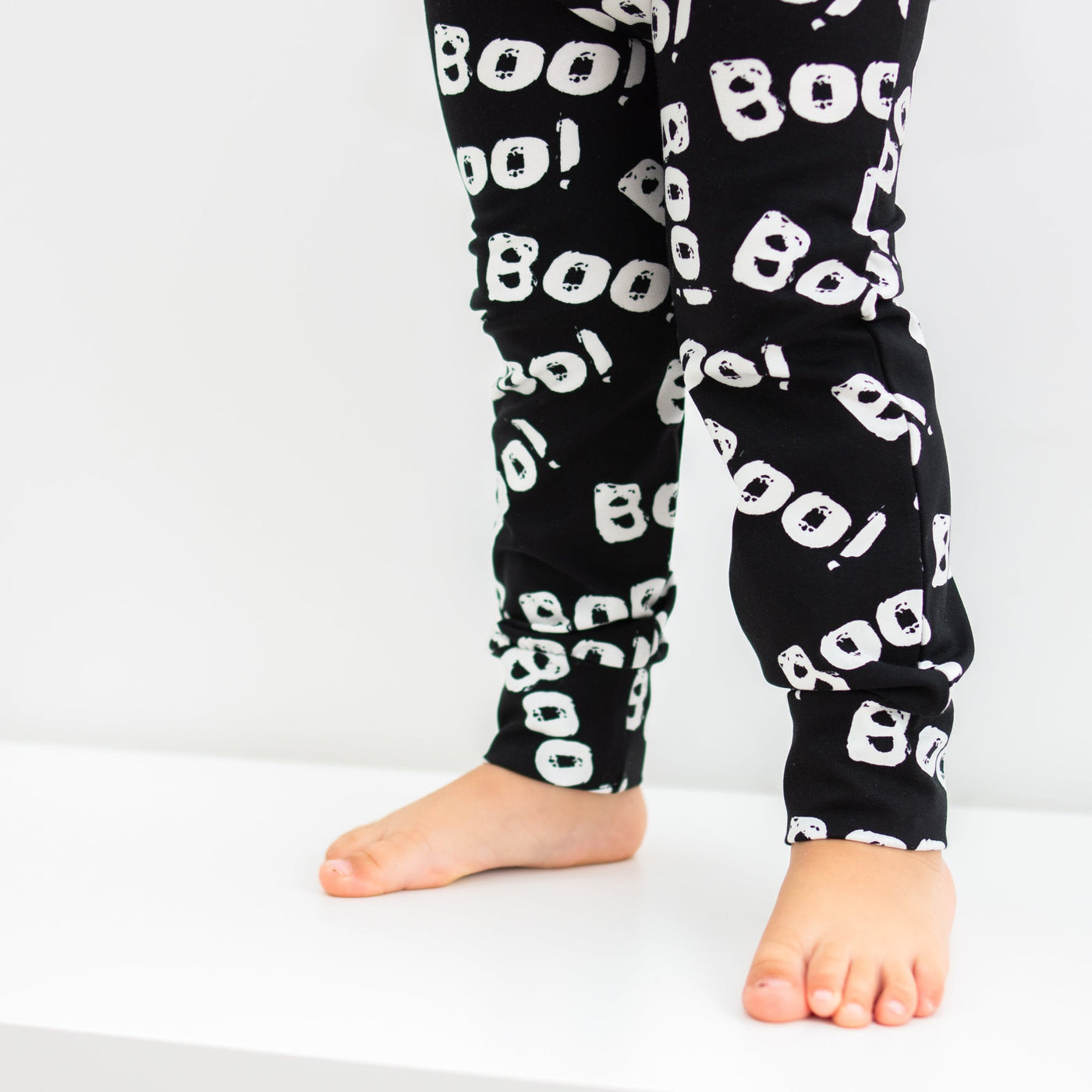 Boo Print Leggings-Leggings-Fredandnoah-0-6 M-Yes Bebe