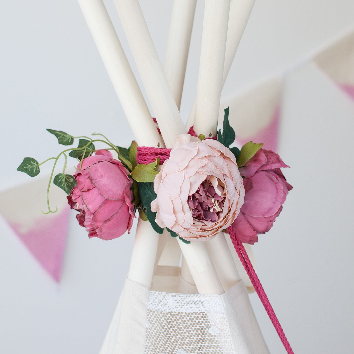 Minicamp Peonies Flower Garland For Teepee Decoration - Teepee Accessory-minicamp-Yes Bebe