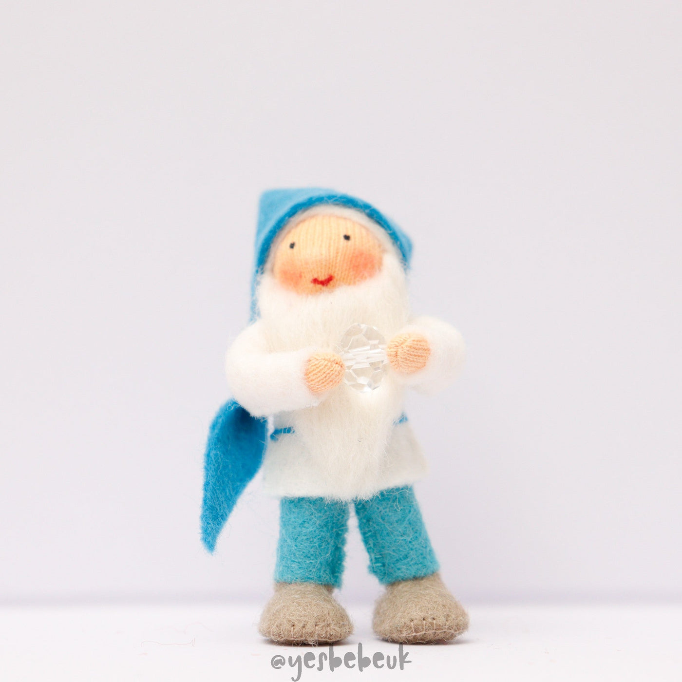 Pocket Dwarf with Crystal Doll