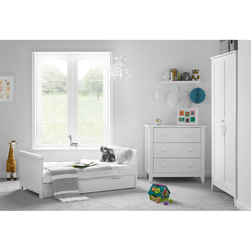 Belton 3 Piece Room Set