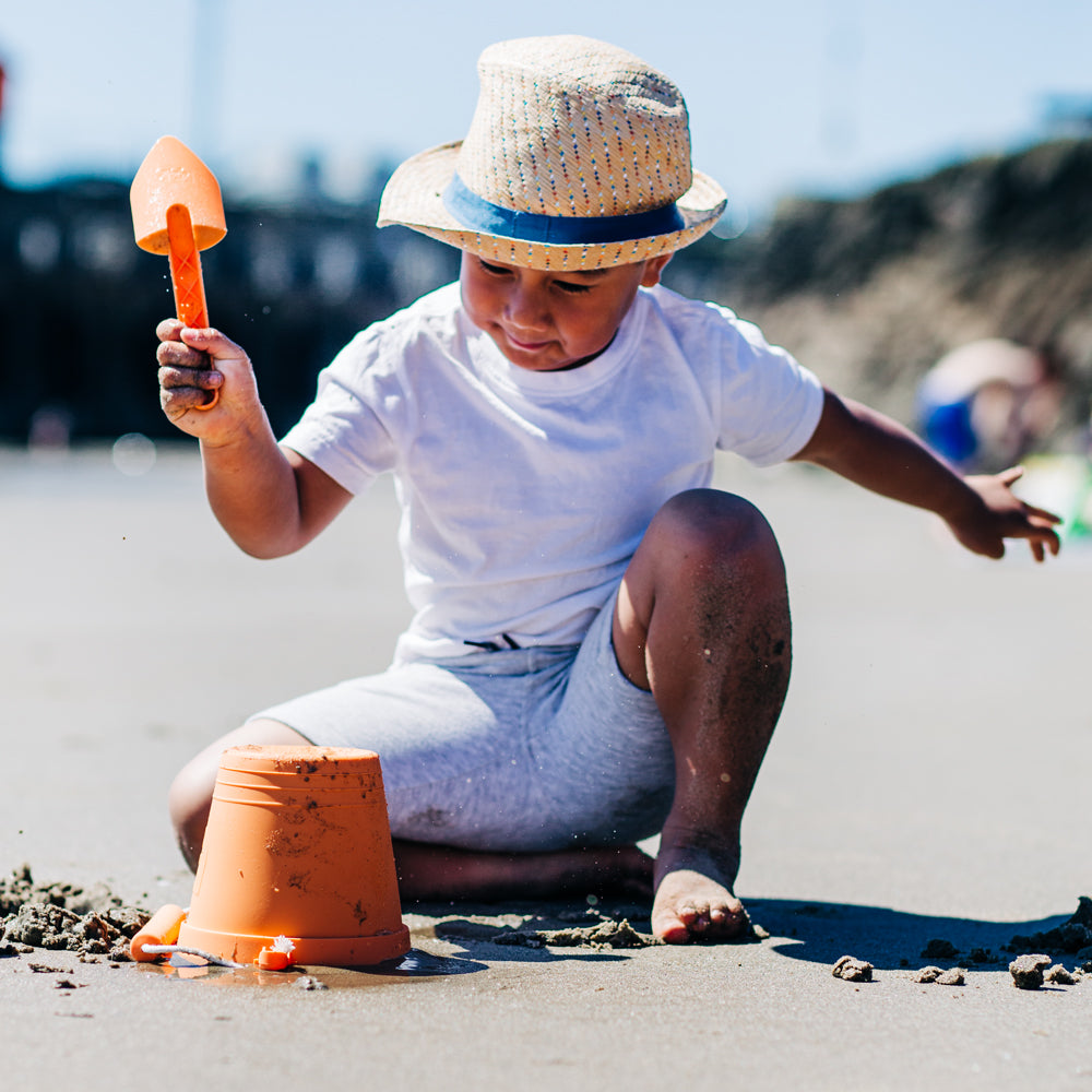 Apricot Orange Silicone Bucket, Flyer and Spade Set - DNA yet