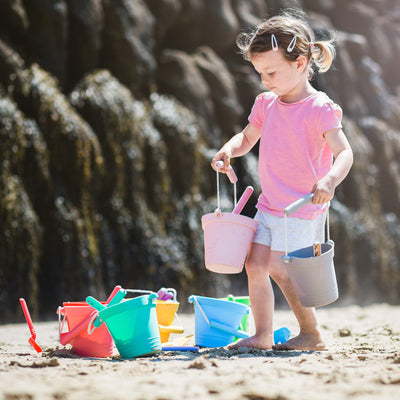 Dove Grey Silicone Bucket, Flyer and Spade Set - DNA yet