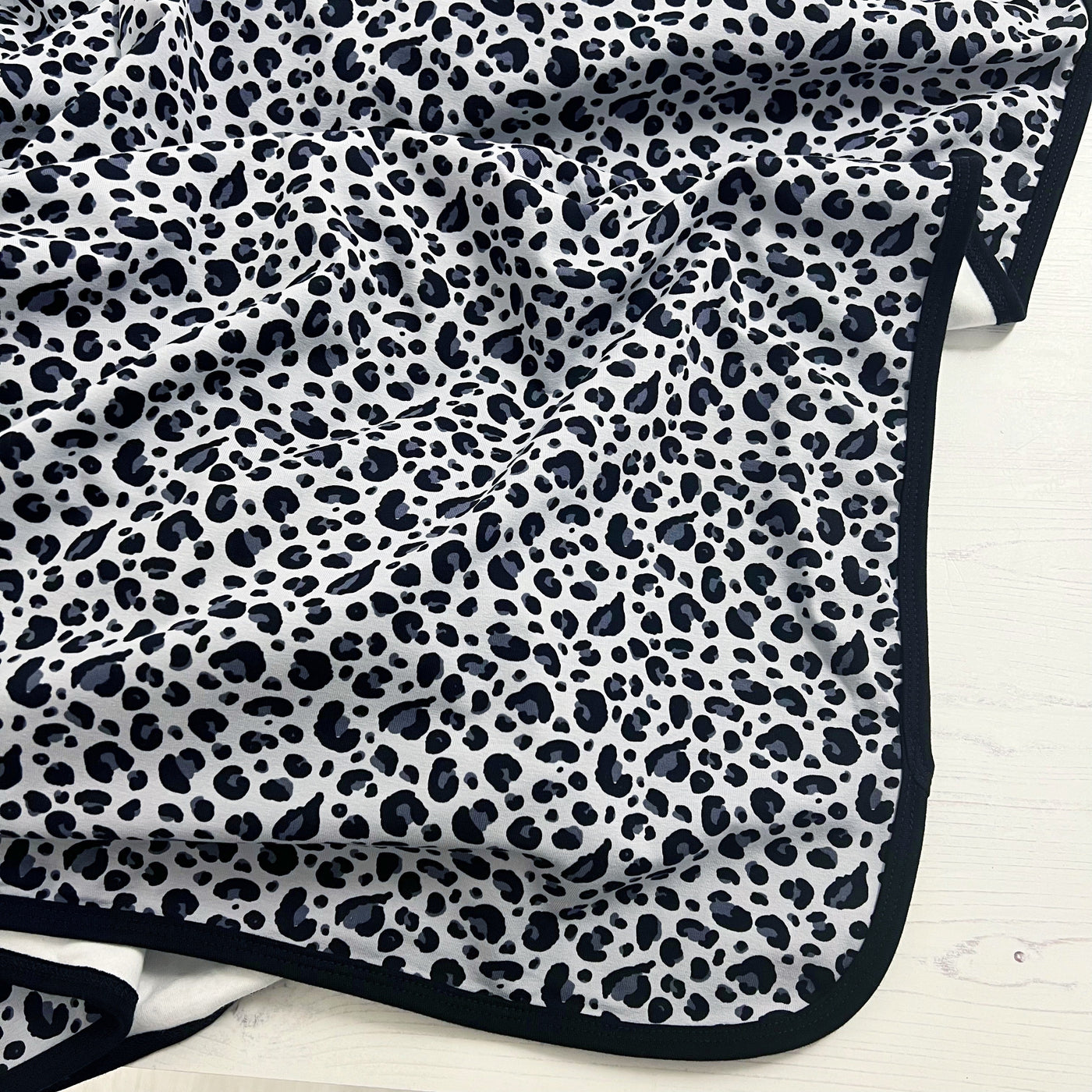 Leopard Print Xxl Blanket-Fred & Noah-Yes Bebe