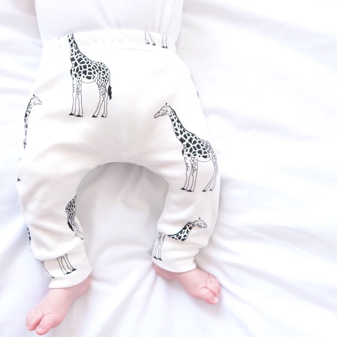 Milk Giraffe Print Child & Baby Leggings-Fred & Noah-Yes Bebe