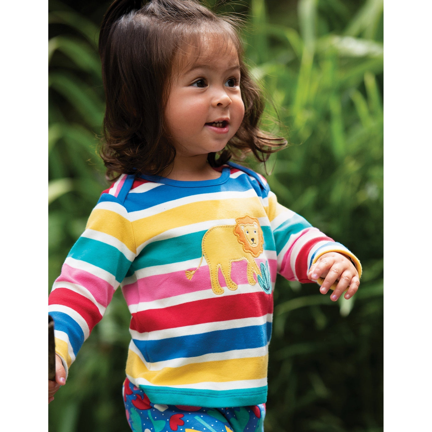 Bobby Applique Top - Rainbow Multistripe-Lion by Frugi