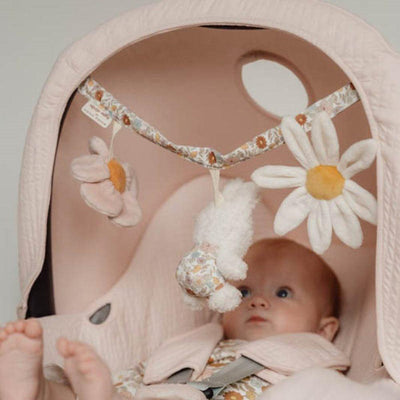 x Miffy - Vintage Flowers Car Seat Toy