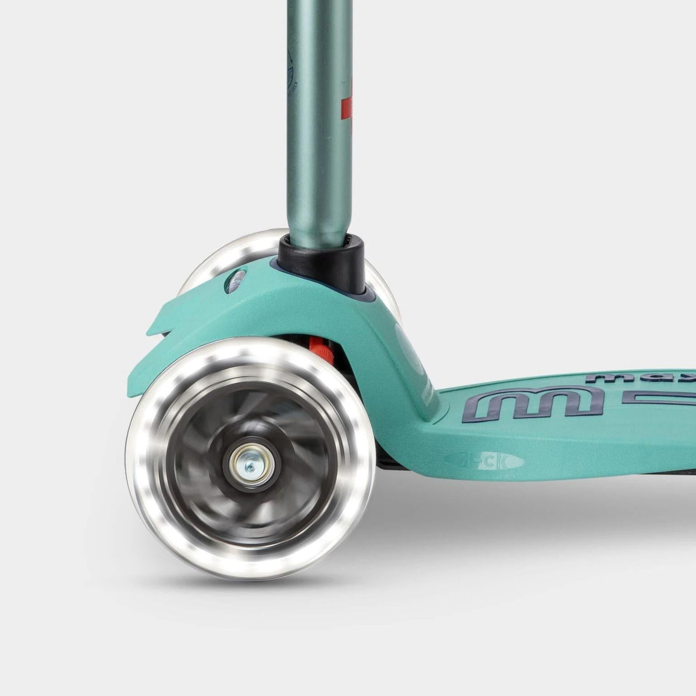 Maxi Deluxe ECO LED Mint Scooter
