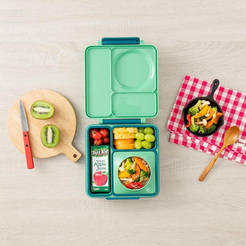 https://yesbebe.co.uk/cdn/shop/products/OmieLife-OmieBox-Green-Meadow-Bento-Box-for-Kids-Insulated-Bento-Lunch-Box-with-Leak-Proof-Thermos-Food-Jar-Lunch-Boxes-Totes-6_1400x.jpg?v=1694551532