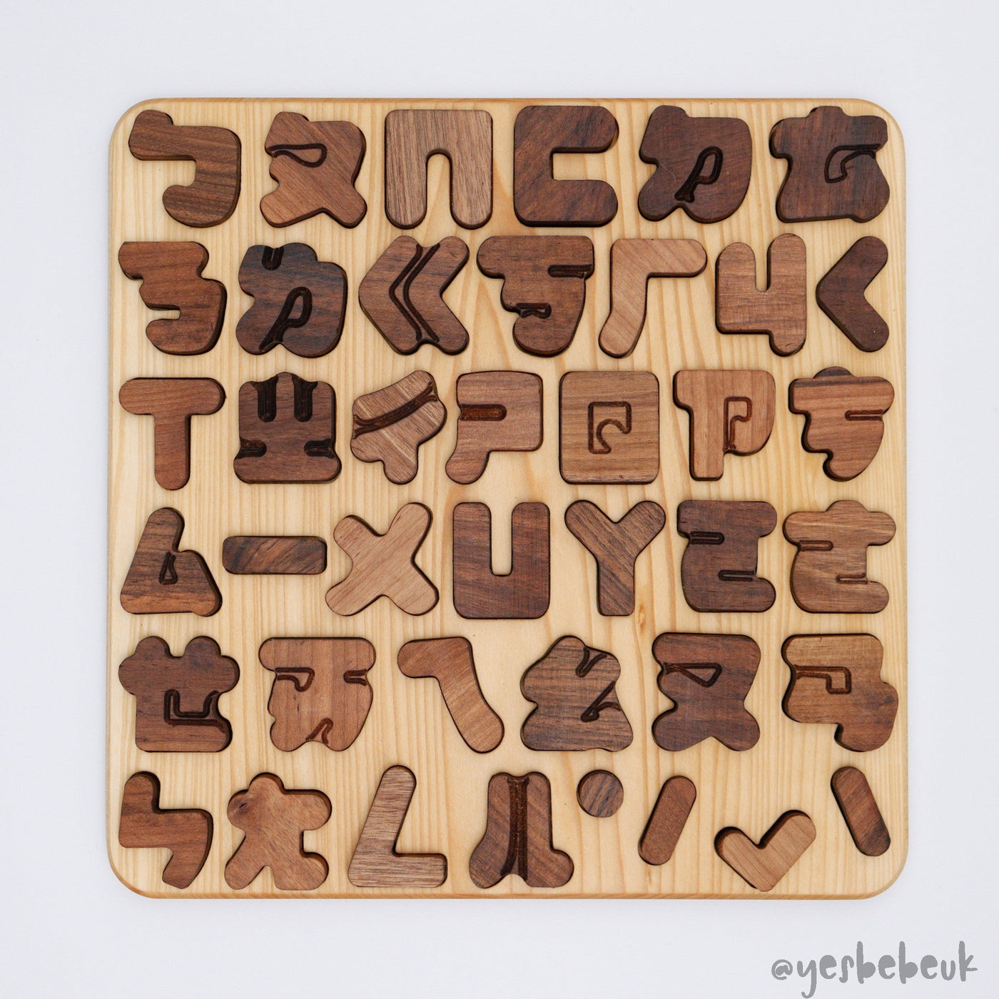 Wooden Chinese 注音 Alphabet Puzzle by Oyuncak House