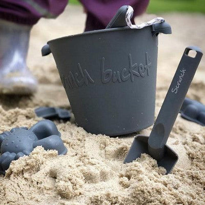 Scrunch Spade Beach & Sand Toy