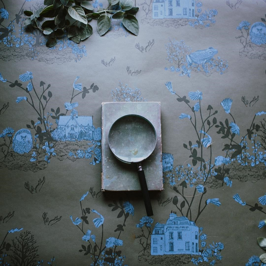 Classic Woodlands Wallpaper - Khaki Blue