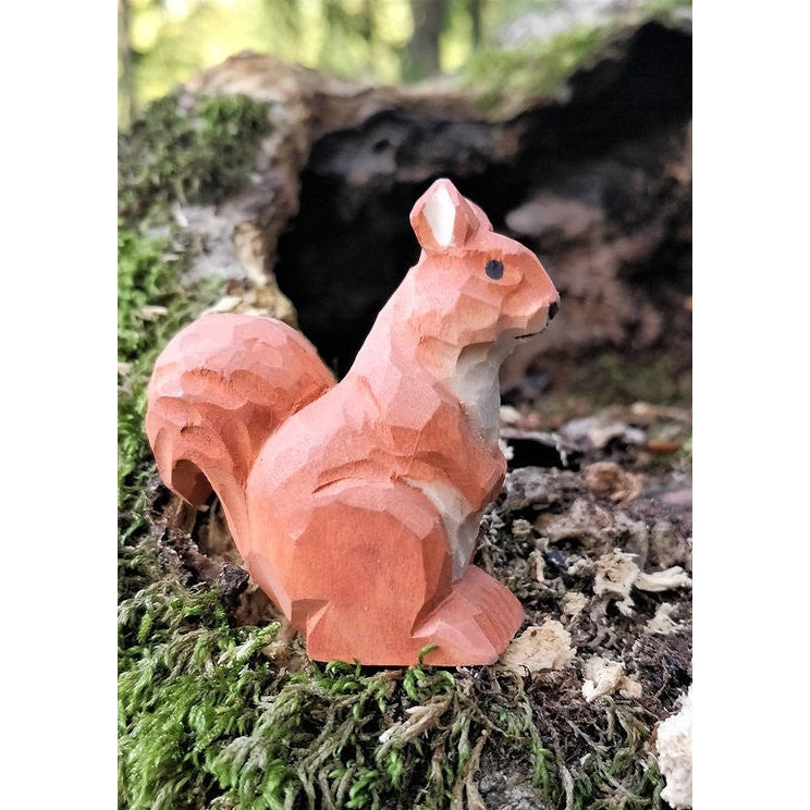 Wudimals® Red Squirrel Wooden Figure